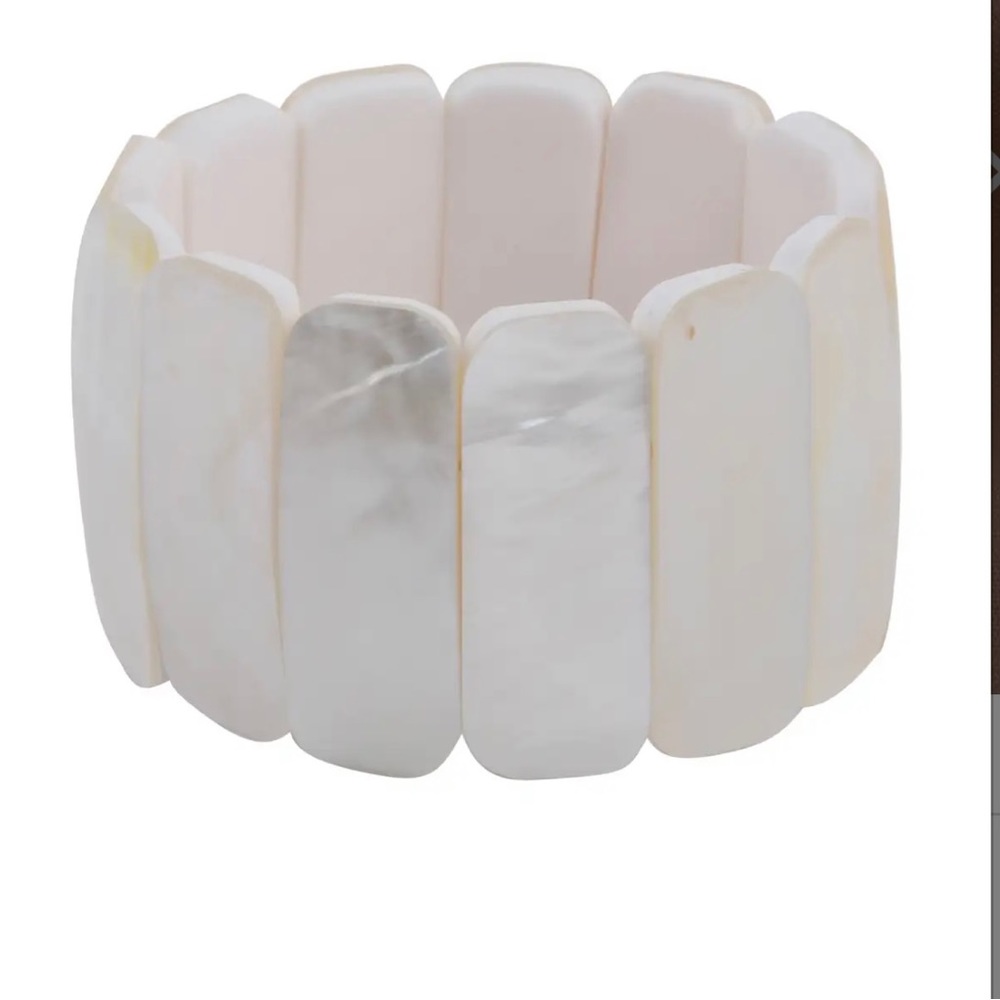 New Mother of Pearl with Resin Stretch Bracelet in satin-lined gift box.